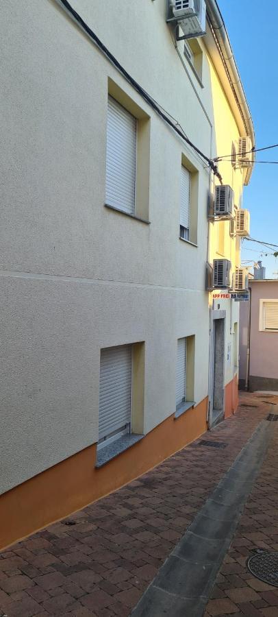 Apartmani Luka Crikvenica Luaran gambar