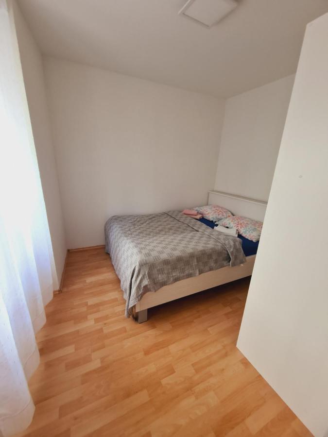 Apartmani Luka Crikvenica Luaran gambar